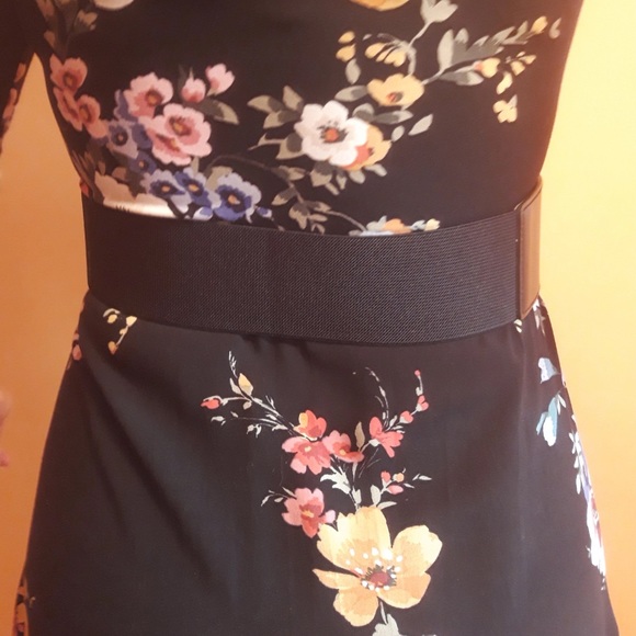 Western Boho gypsy etched leather belt - Picture 3 of 5